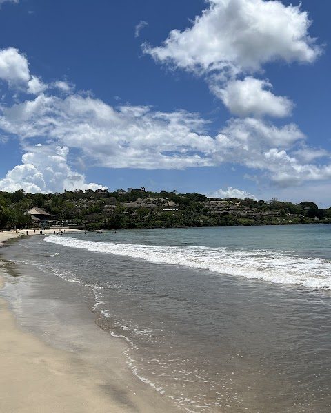 Muaya Beach